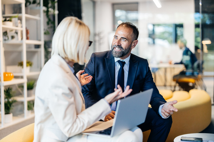 Permisos laborales en empresas: cómo registrarlos y reflejarlos en la nómina